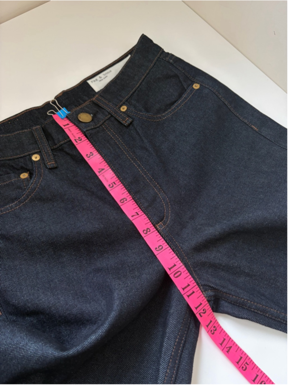 Rag & Bone Shea Ankle Relaxed Straight Jeans
Lightweight Rigid in Twilight Rinse - Picture 12 of 15